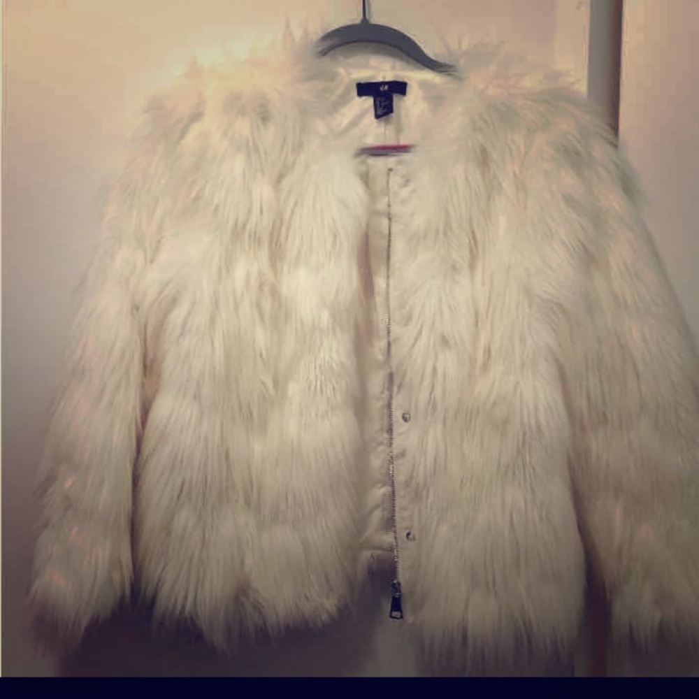 H & M faux fur egg shell jacket BNWT